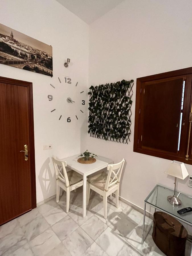 Elegant Duplex Isidoro Apartment Séville Extérieur photo
